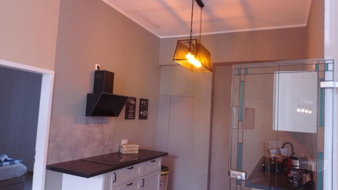 Ferienwohnung Mit Kamin Und Traumhafter Dachterrasse Mit Weitblick In Die Natur Neu Gaarz Ngoại thất bức ảnh